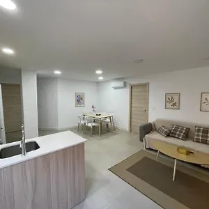 Fantastico Trajano Parking Gratuito Granada